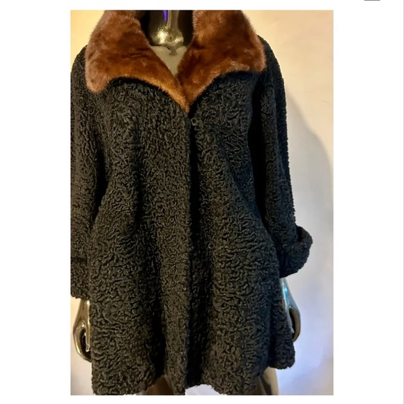 SOLD Schiaparelli vintage mahogany mink & Persian lamb coat, circa 1950s - Picture 11 of 12